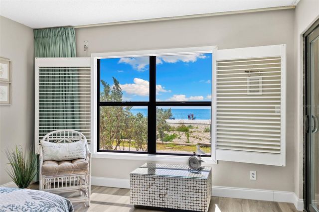 900 GULF BLVD 104, Indian Rocks Beach, FL 33785