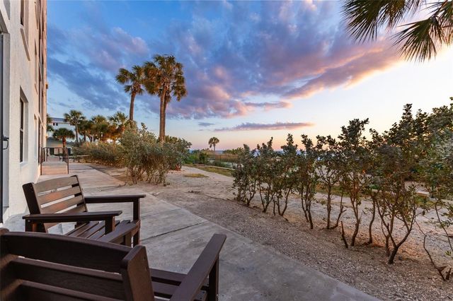 900 GULF BLVD 104, Indian Rocks Beach, FL 33785
