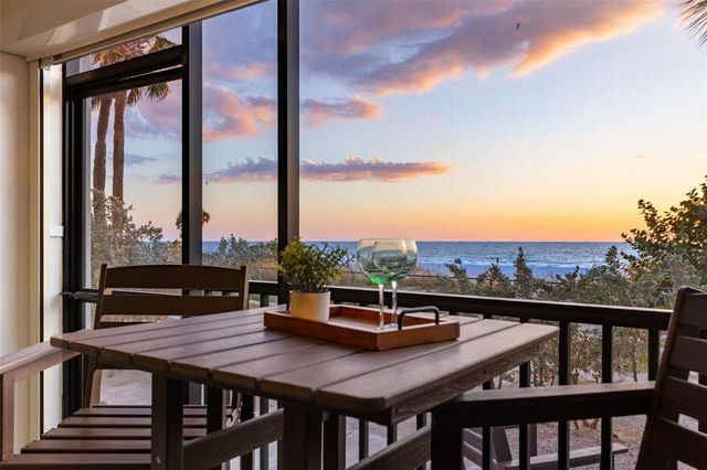 900 GULF BLVD 104, Indian Rocks Beach, FL 33785