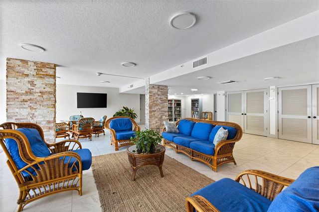 900 GULF BLVD 104, Indian Rocks Beach, FL 33785
