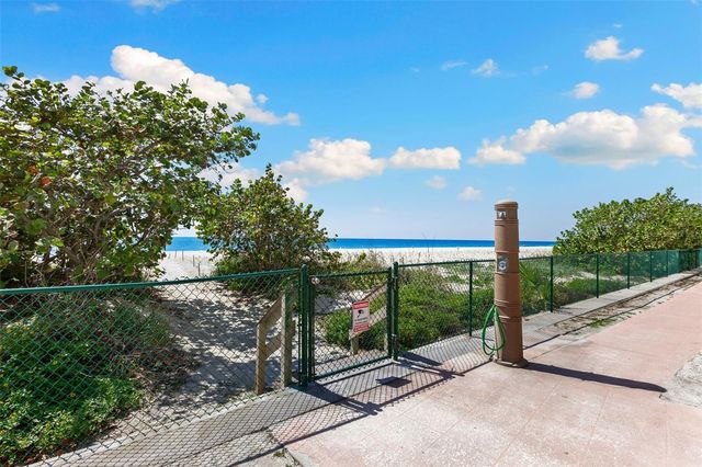 900 GULF BLVD 104, Indian Rocks Beach, FL 33785
