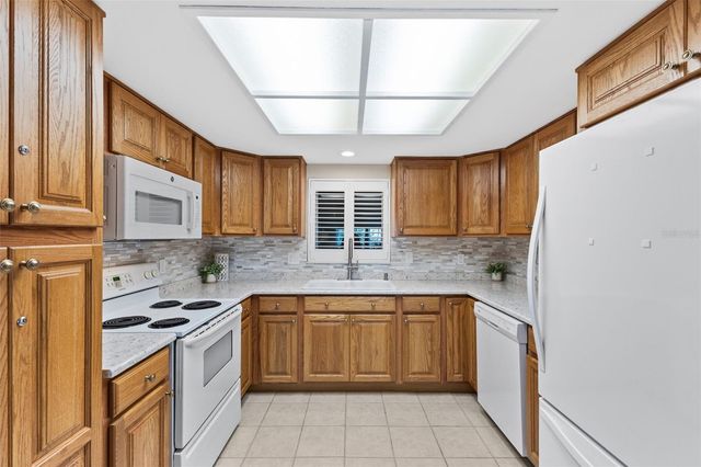 900 GULF BLVD 104, Indian Rocks Beach, FL 33785
