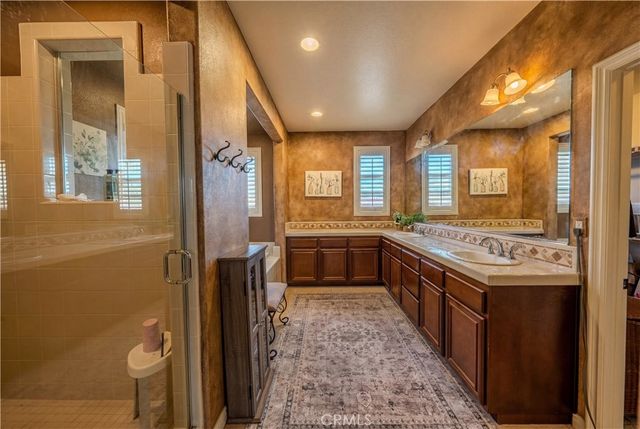 32564 Quiet Trail, Winchester, CA 92596
