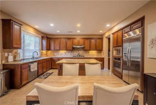 32564 Quiet Trail, Winchester, CA 92596