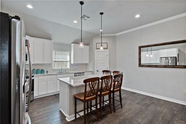 3161 Normandy Way, Bryan, TX 77808