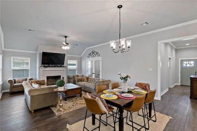 3161 Normandy Way, Bryan, TX 77808