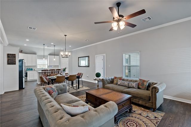 3161 Normandy Way, Bryan, TX 77808