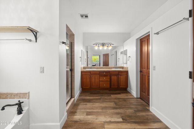 5175 S KINGS RANCH Road, Gold Canyon, AZ 85118