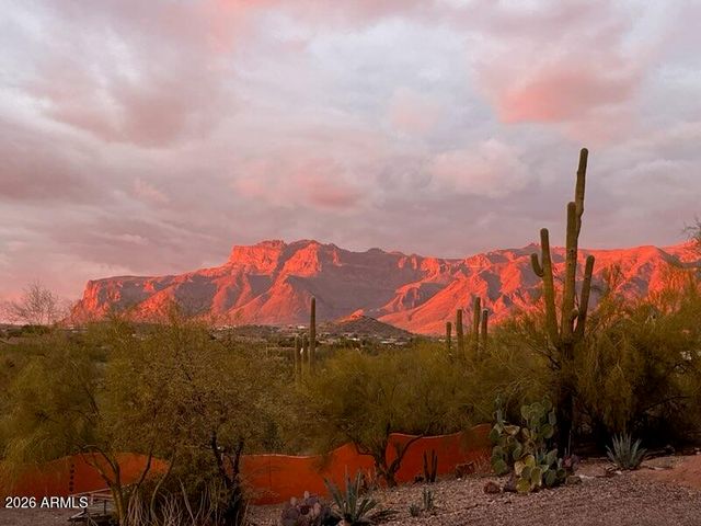 5175 S KINGS RANCH Road, Gold Canyon, AZ 85118