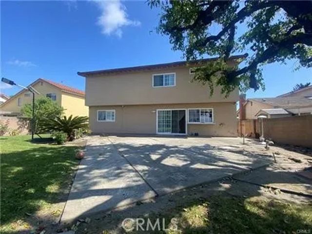 11095 Begonia Avenue, Fountain Valley, CA 92708