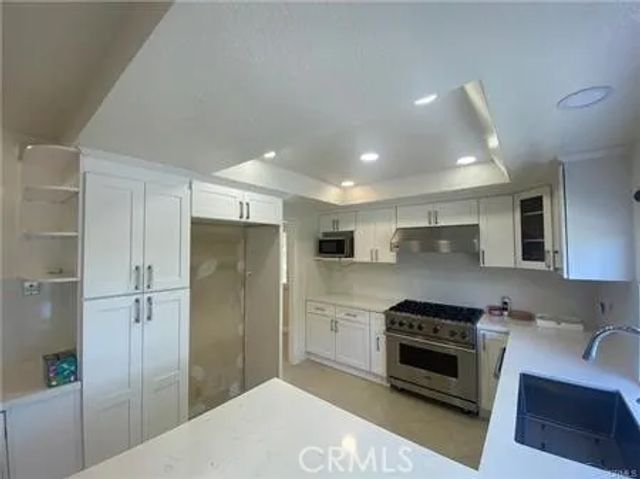 11095 Begonia Avenue, Fountain Valley, CA 92708