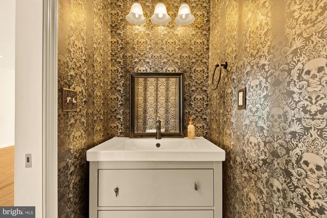 4606 40TH ST, Brentwood, MD 20722