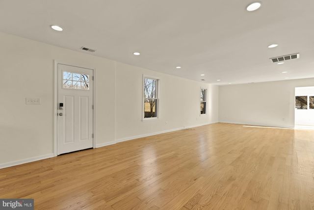 4606 40TH ST, Brentwood, MD 20722