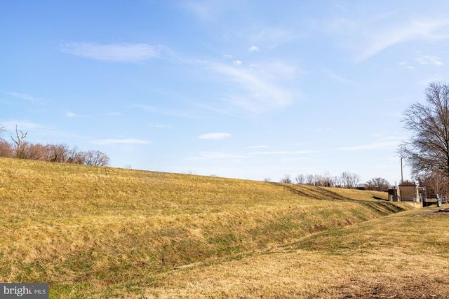 4606 40TH ST, Brentwood, MD 20722