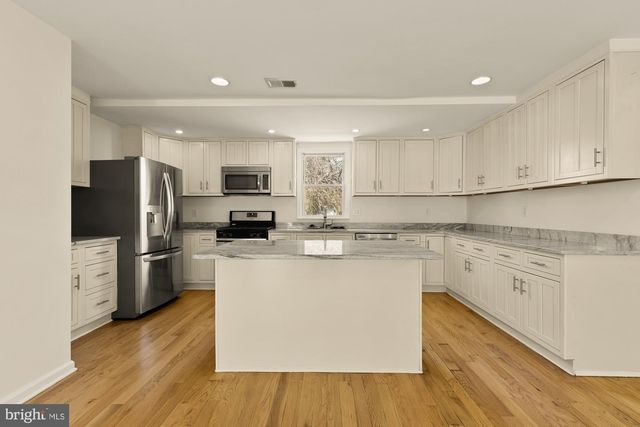 4606 40TH ST, Brentwood, MD 20722