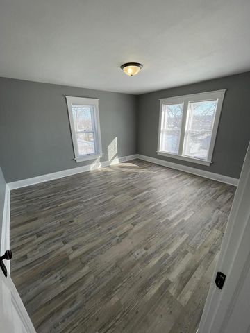 310 S 4TH AVENUE, Wausau, WI 54401