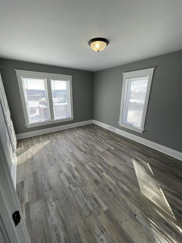 310 S 4TH AVENUE, Wausau, WI 54401