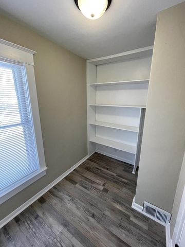 310 S 4TH AVENUE, Wausau, WI 54401