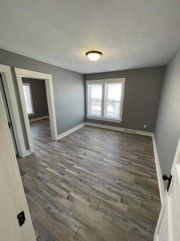 310 S 4TH AVENUE, Wausau, WI 54401