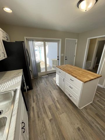 310 S 4TH AVENUE, Wausau, WI 54401