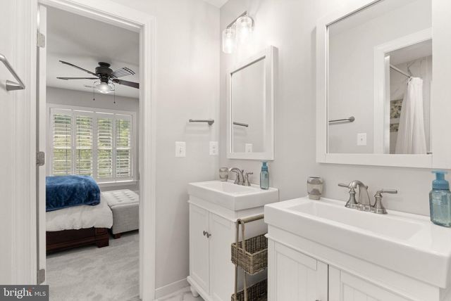 6962 EMMA CT, Warrenton, VA 20187