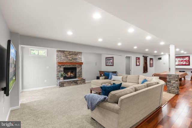 6962 EMMA CT, Warrenton, VA 20187