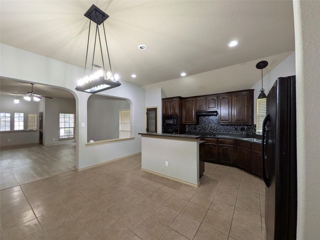 14013 Zippo Way, Fort Worth, TX 76052