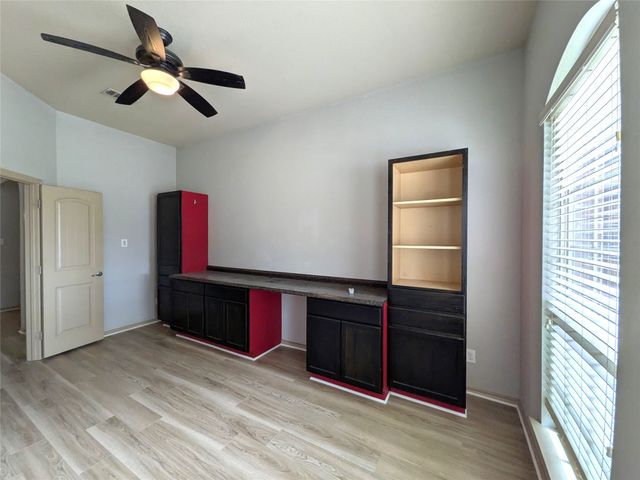 14013 Zippo Way, Fort Worth, TX 76052