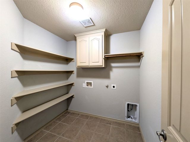 14013 Zippo Way, Fort Worth, TX 76052