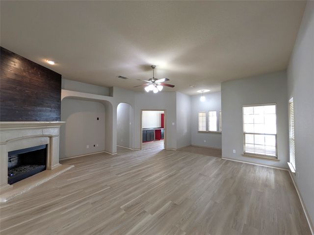14013 Zippo Way, Fort Worth, TX 76052