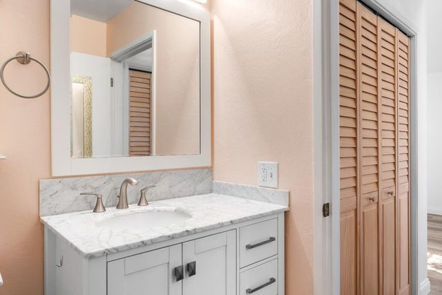 710 Freeman Court, Santa Cruz, CA 95062