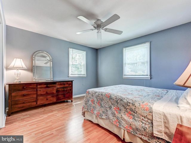 4 HARLOW CT, Cockeysville, MD 21030