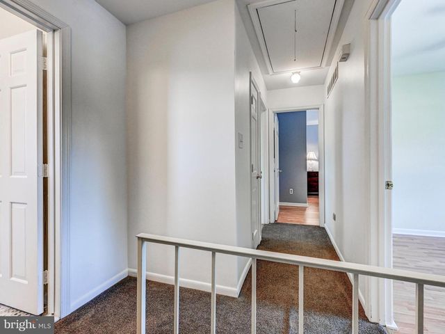 4 HARLOW CT, Cockeysville, MD 21030