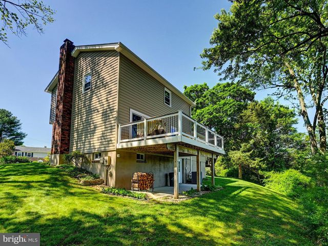 4 HARLOW CT, Cockeysville, MD 21030