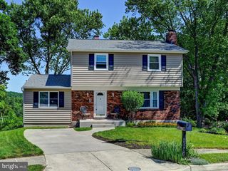 4 HARLOW CT, Cockeysville, MD 21030