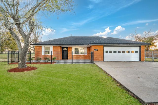 6004 Homestead Road, Rosenberg, TX 77471