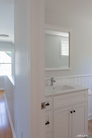 21 Bertrose Avenue, Milford, CT 06460