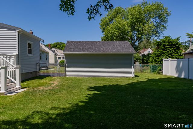 21 Bertrose Avenue, Milford, CT 06460