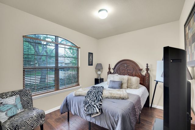 1020 Lake Hollow Drive, Little Elm, TX 75068