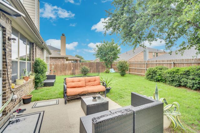1020 Lake Hollow Drive, Little Elm, TX 75068