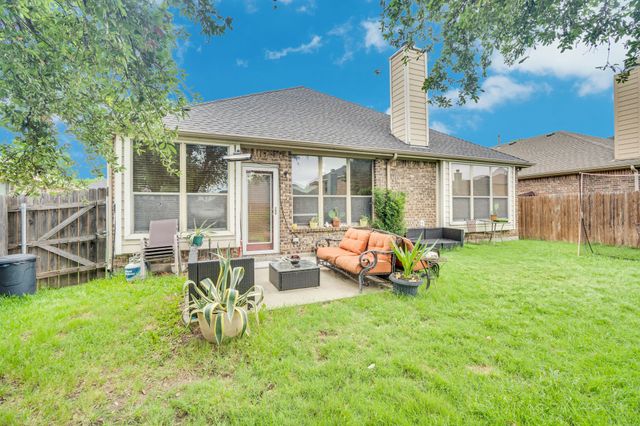 1020 Lake Hollow Drive, Little Elm, TX 75068
