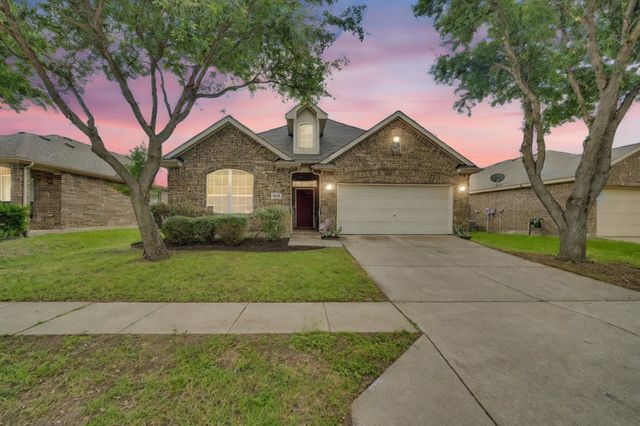1020 Lake Hollow Drive, Little Elm, TX 75068