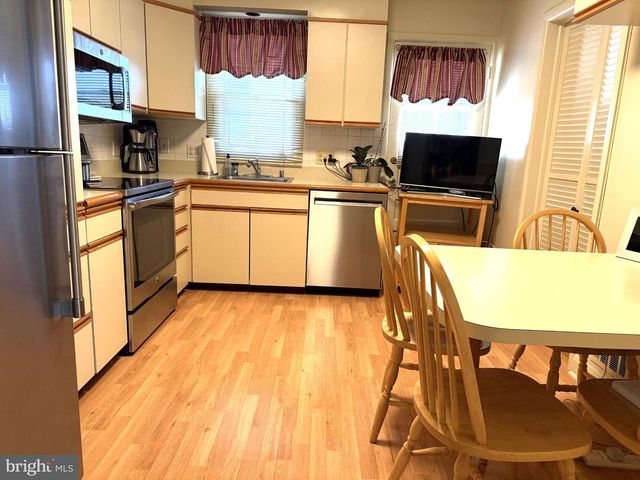 3102 HATTON RD, Baltimore, MD 21208