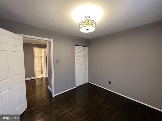 5002 DEQUINCEY DR, Fairfax, VA 22032