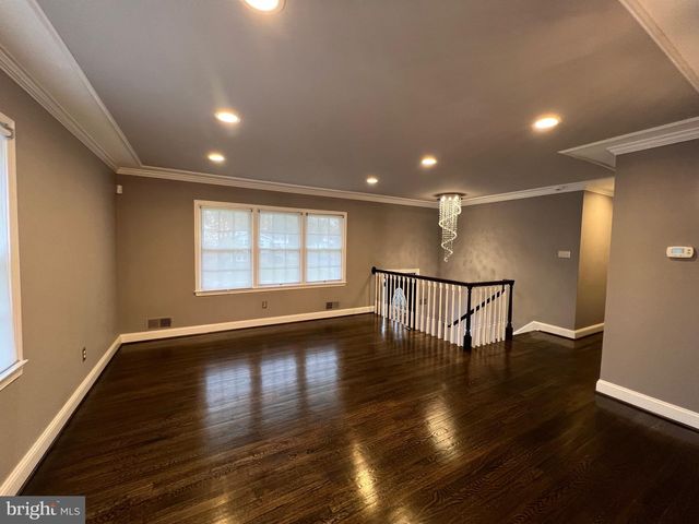 5002 DEQUINCEY DR, Fairfax, VA 22032