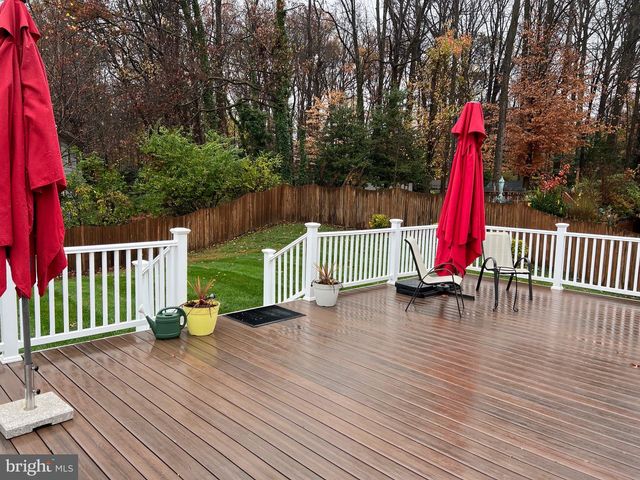 5002 DEQUINCEY DR, Fairfax, VA 22032