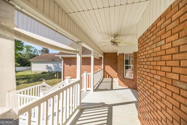 201 Strawberry Circle, Dublin, GA 31021