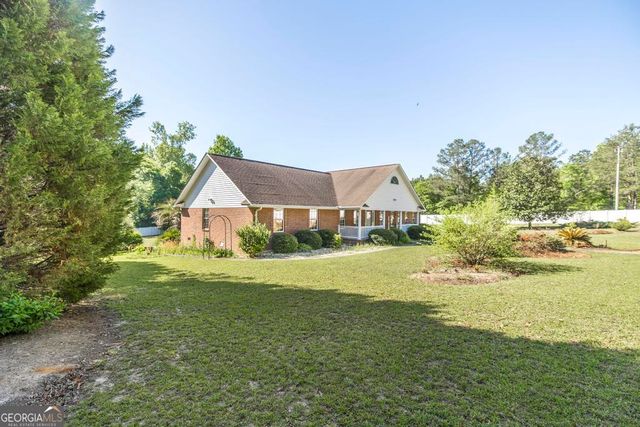 201 Strawberry Circle, Dublin, GA 31021