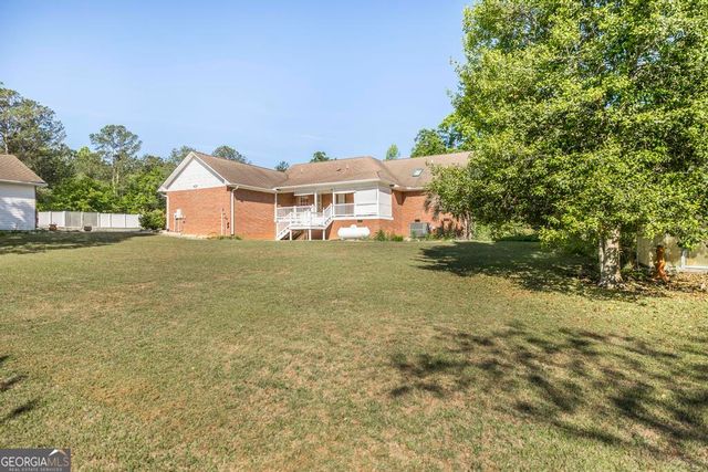 201 Strawberry Circle, Dublin, GA 31021