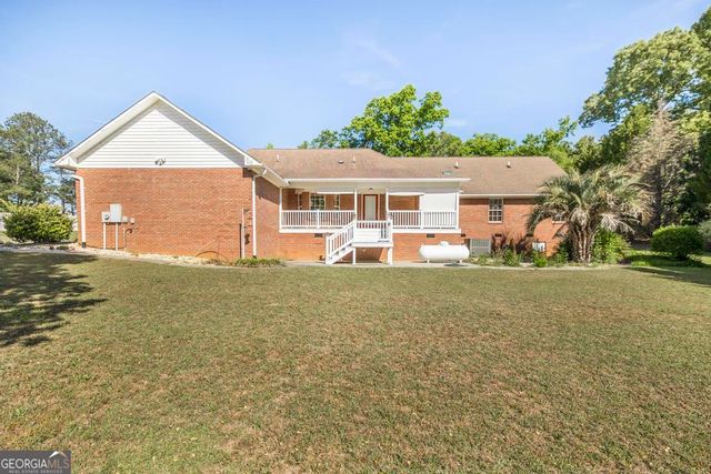 201 Strawberry Circle, Dublin, GA 31021